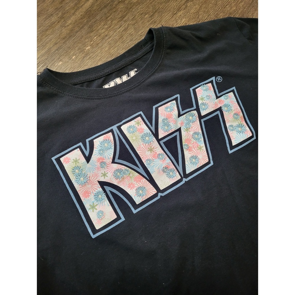 KISS Band Shirt Cropped Floral Ladies Sz (XXL)  Gene Simmons Paul Stanley